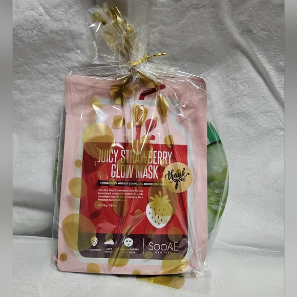 Face Masks Set of 5 - Picture 4 of 4